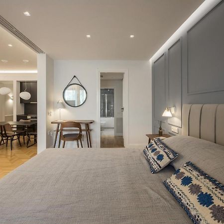 Chic Central Athens Apartment At Mavilli Sq. المظهر الخارجي الصورة