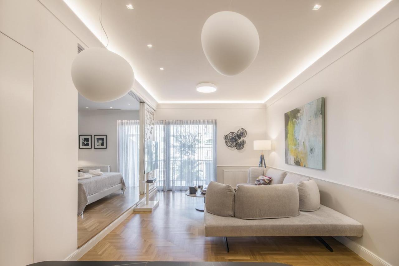 Chic Central Athens Apartment At Mavilli Sq. المظهر الخارجي الصورة