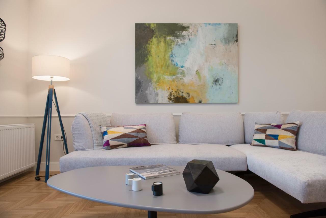 Chic Central Athens Apartment At Mavilli Sq. المظهر الخارجي الصورة